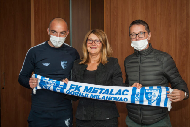 Fudbleri Metalca u poseti fabrici