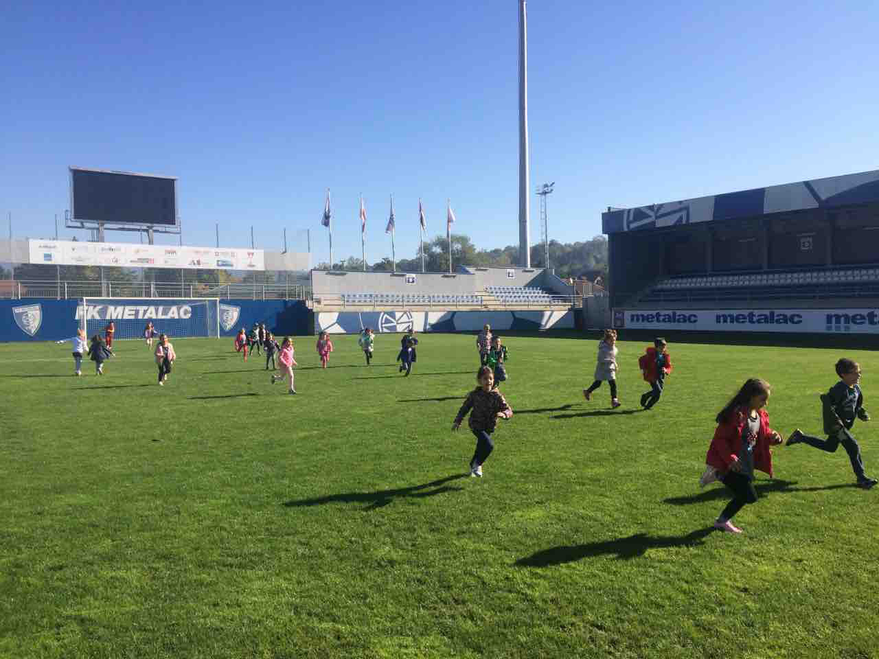 Dečija nedelja na stadionu Metalac